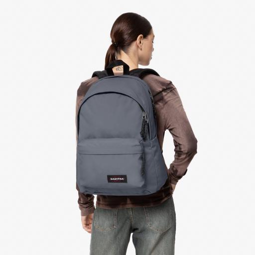 Mochila eastpak day office 15.6" cobble grey KA5BIK 7S1 [3]
