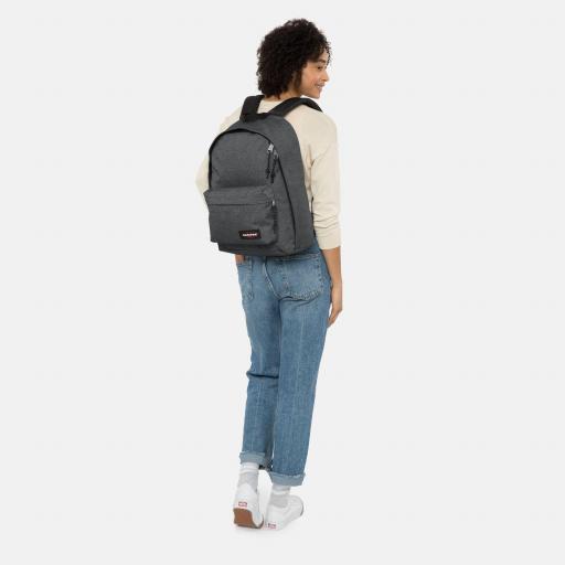 Mochila eastpak out of office 15.6" black denim K00767 77H [1]