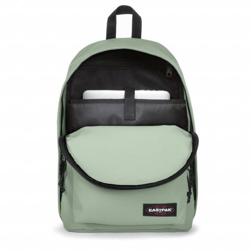 Mochila eastpak out of office 15.6" frosty mint K00767 1O2 [1]