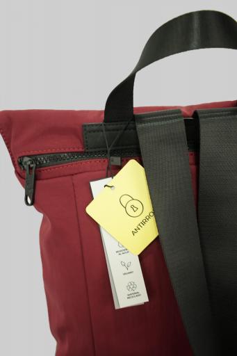 Mochila grande antirobo kcb tape cereza 3510 CE [3]